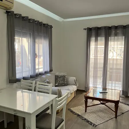 Cosy New Front Неа-Миханиона